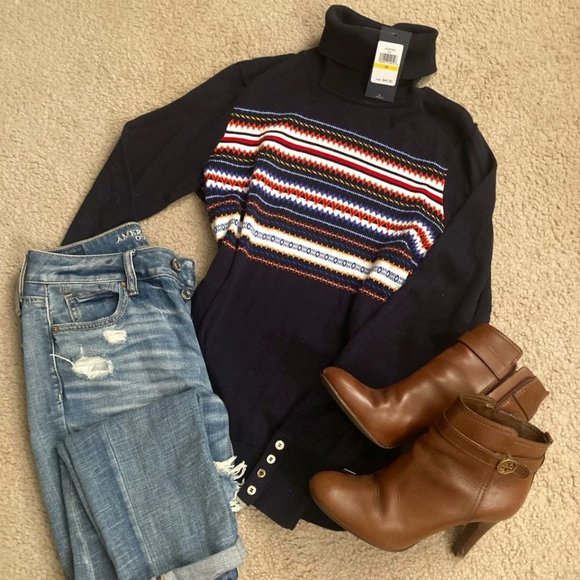 Tommy Hilfiger Sweater - Picture 1 of 2